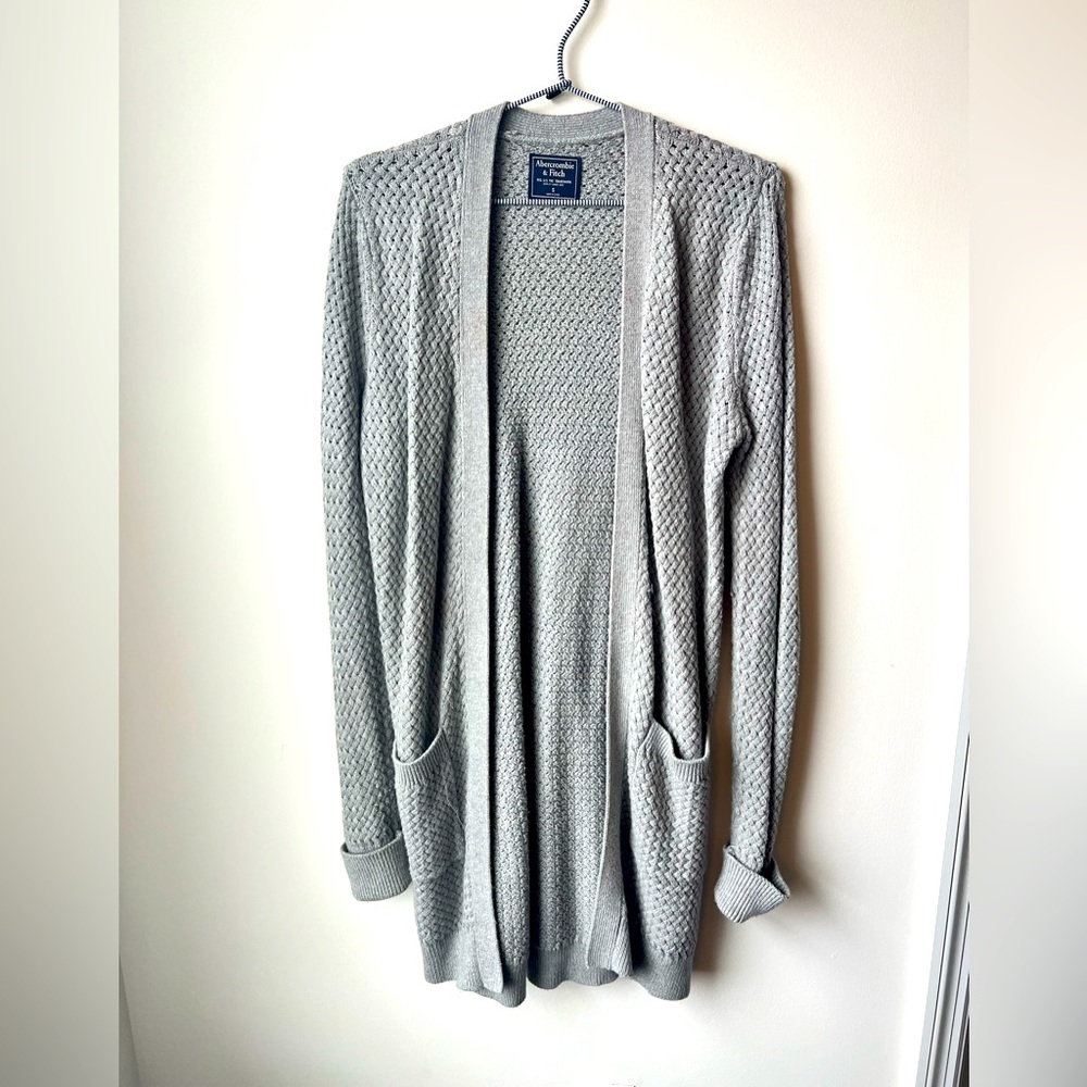 Abercrombie & Fitch Gray Basketweave Cardigan Size Small